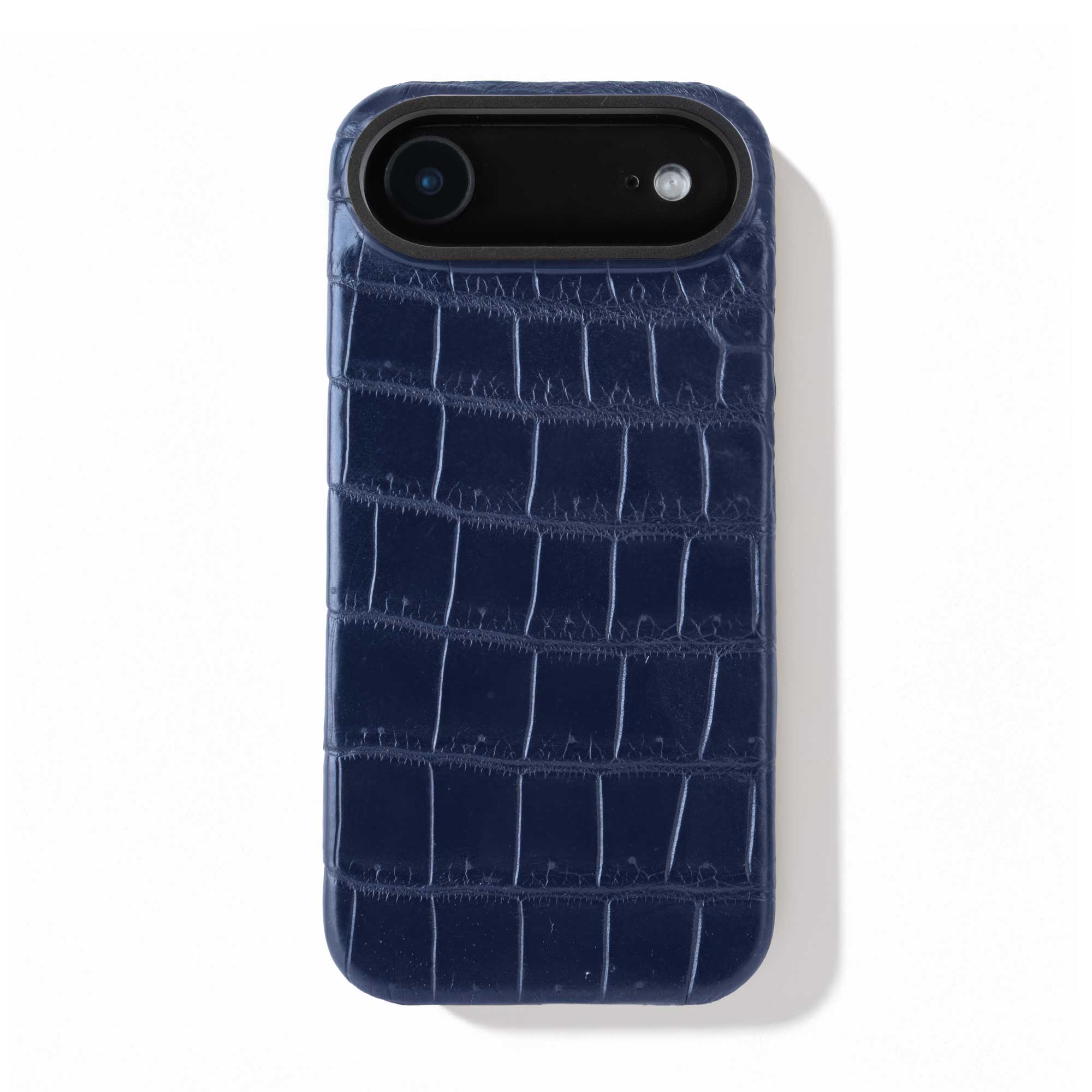 Leather iPhone case / cover - iPhone 14 ( Pro / Max ) - Alligator Atelier du Bracelet Parisien Leather iPhone case / cover - iPhone 14 ( Pro / Max ) - Alligator Atelier du Bracelet Parisien