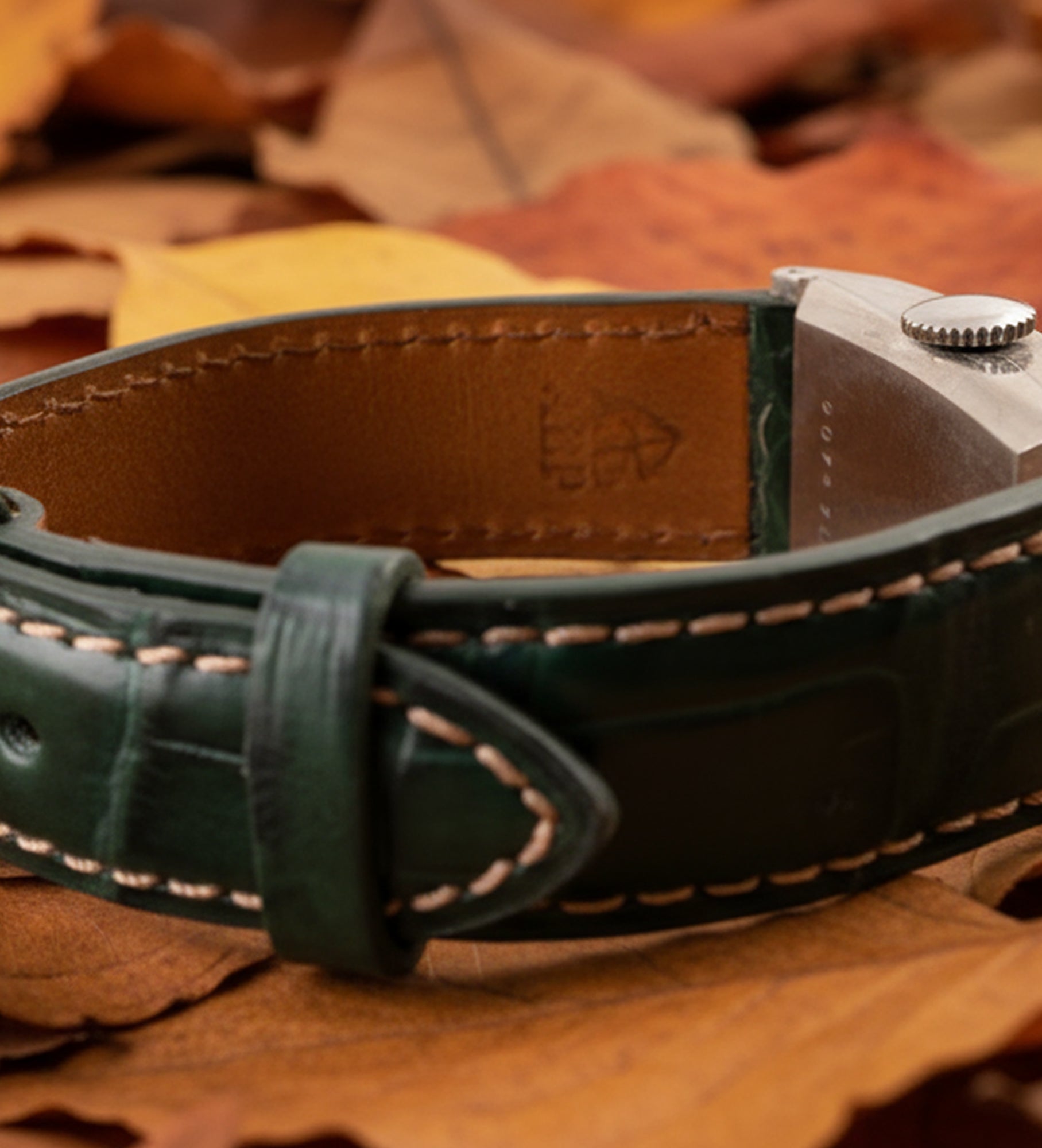 Bracelet cuir classique "Onirique" - Emeraude Sépia - Alligator vert